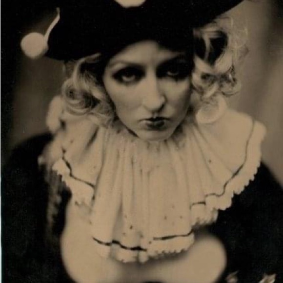 Artist made OOAK Antiqued  Ruffled Ruff Collar, Clown Pierrot, harlequin. - Picture 11 of 11